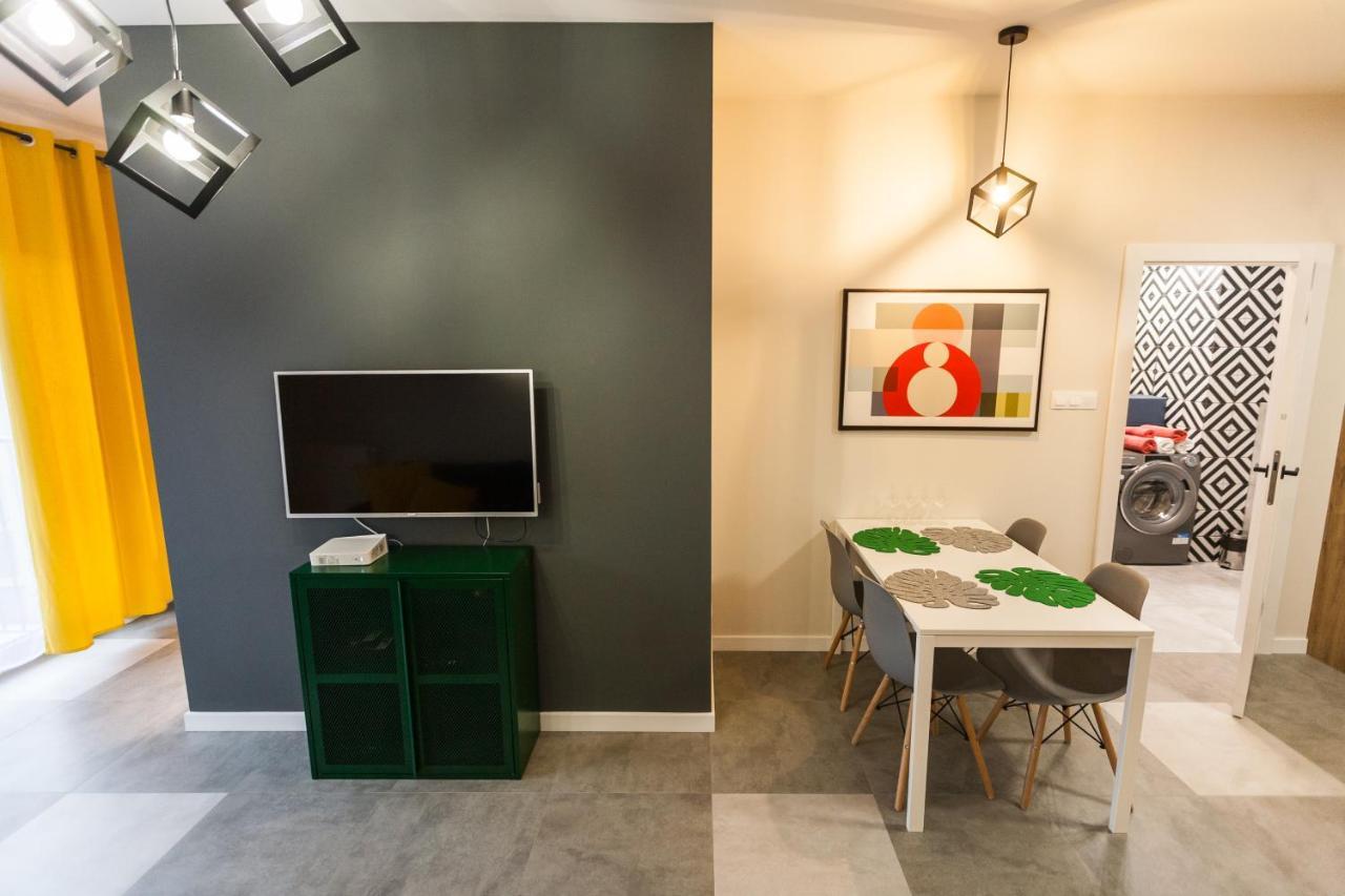 Vintage Rakowicka Apartment كراكوفيا المظهر الخارجي الصورة